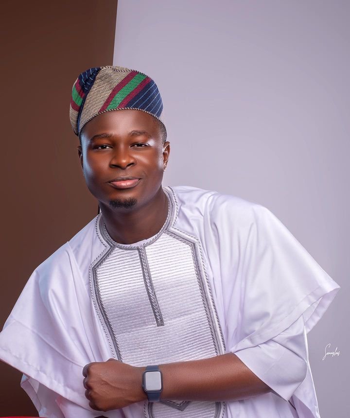 Bidemi Olaoba