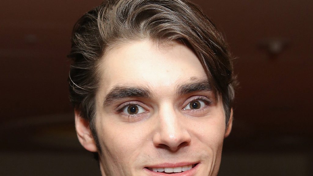'Breaking Bad' star RJ Mitte is de@d